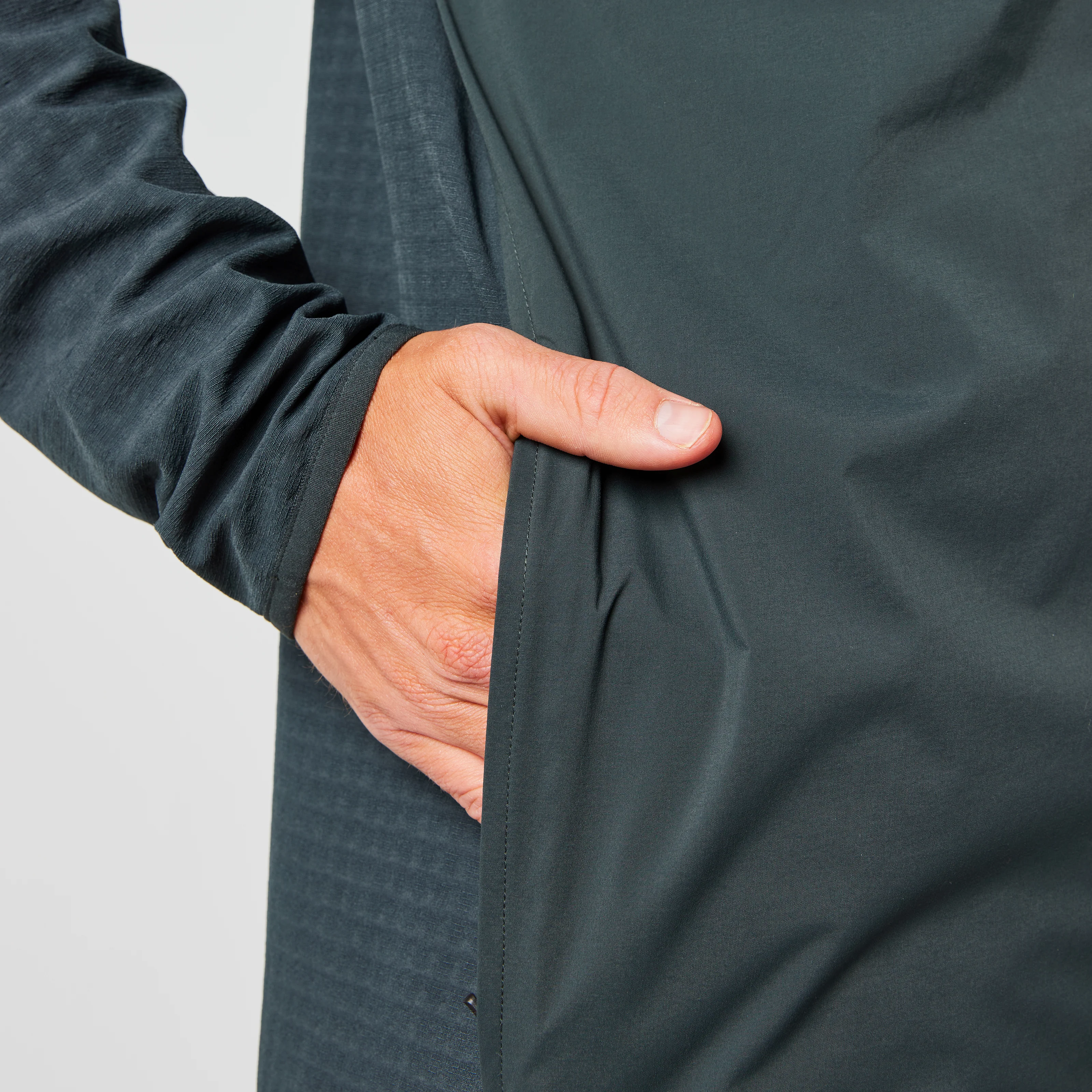 Men's Core Hybrid Jacket - Image 6