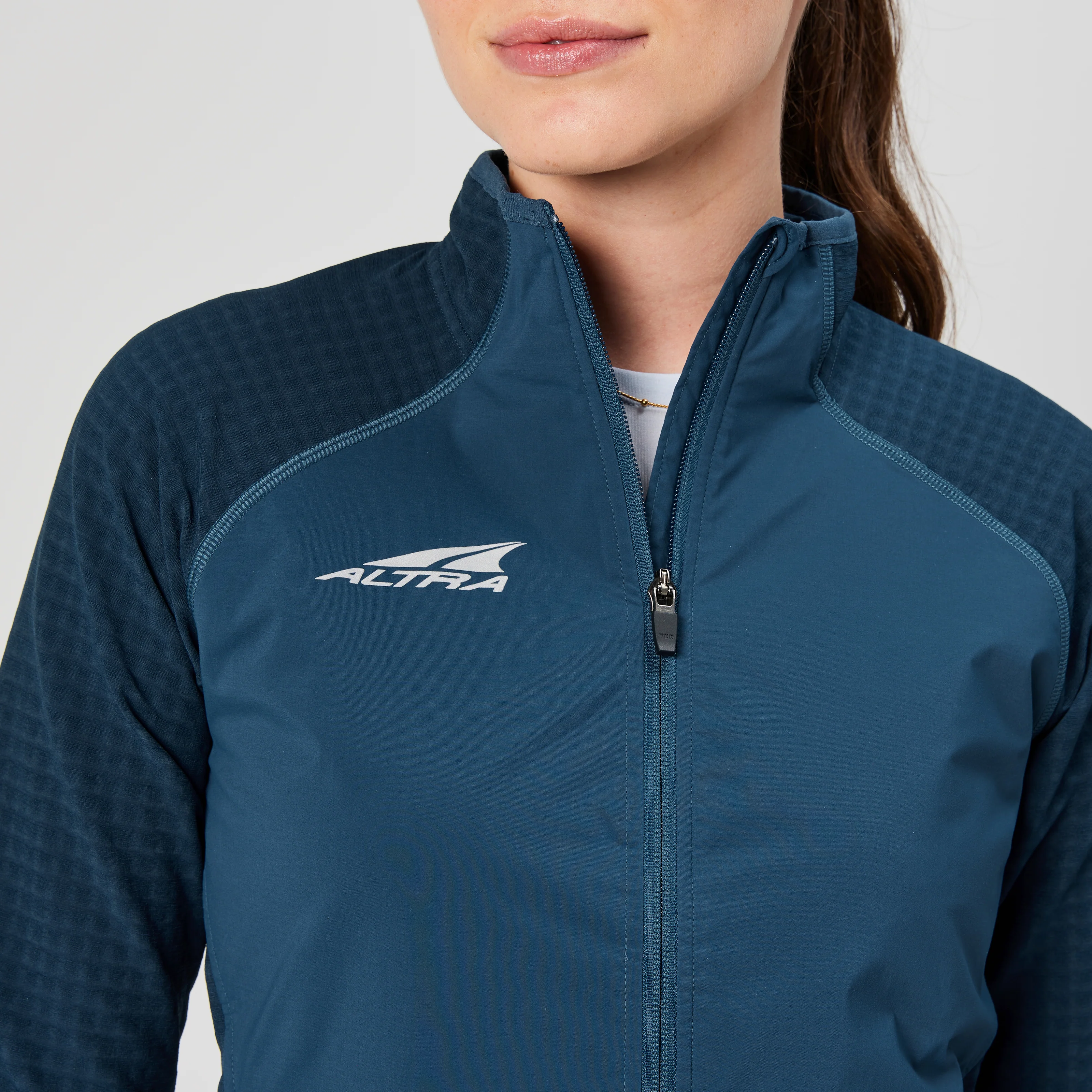 Women's Core Hybrid Jacket - Image 10